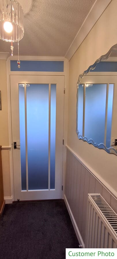 White Primed Lincoln with Frosted Glass