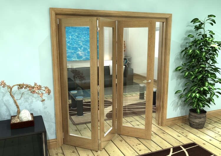 Glazed Oak Prefinished 3 Door Roomfold Grande (3 + 0 x 610mm Doors)