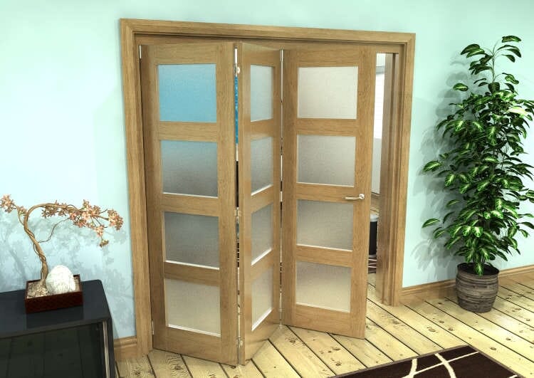Frosted Glazed Oak Prefinished 3 Door 4L Roomfold Grande (2 + 1 x 610mm Doors)
