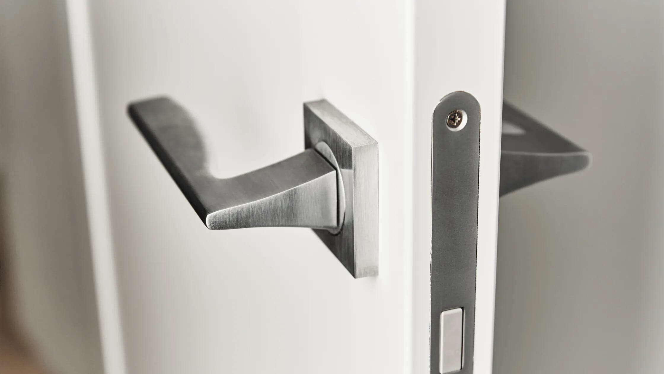 Choosing Handles for Your Internal Doors