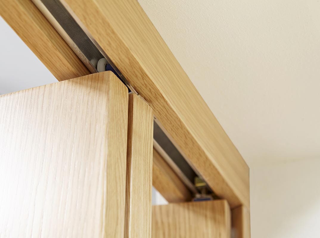Oak Prefinished 4L Roomfold Deluxe ( 4 X 573mm Doors )