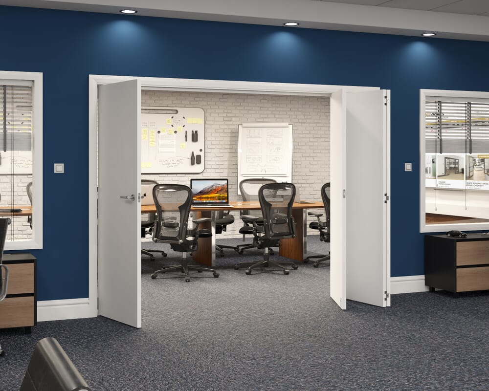 2832x2060x133mm White Flush Prefinished Roomfold Grande (3+1)