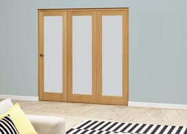 Prefinished Frosted P10 Oak Roomfold Deluxe (3 X 533mm Doors) Image