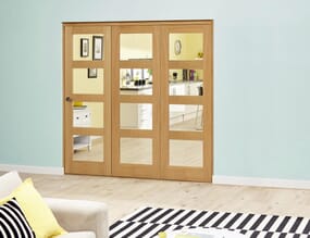 Prefinished Oak 4L Roomfold Deluxe  Internal Bifold Doors with Clear Glass