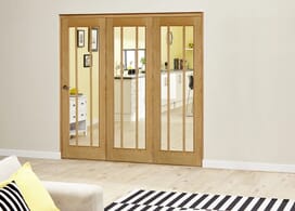 Worcester Oak Prefinished Roomfold Deluxe (3 X 610mm Doors) Image