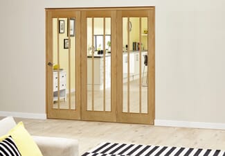 Worcester Oak Prefinished Roomfold Deluxe (3 x 686mm doors)