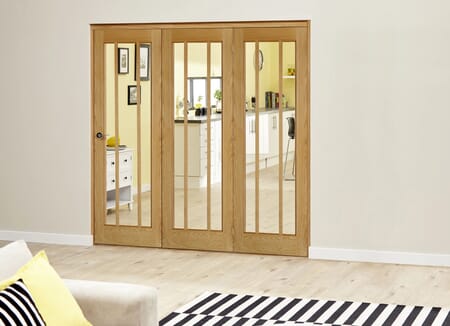 Worcester Oak Prefinished Roomfold Deluxe (3 x 762mm doors)