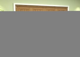 Prefinished Mexicano Oak 4 Door Roomfold Grande (2 + 2 X 686mm Doors) Image