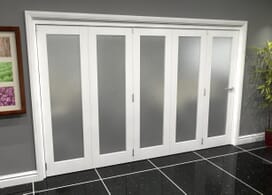 White P10 Frosted Roomfold Grande (5 + 0 X 686mm Doors) Image