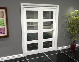 White 4L Roomfold Grande (2 + 0 x 686mm Doors)