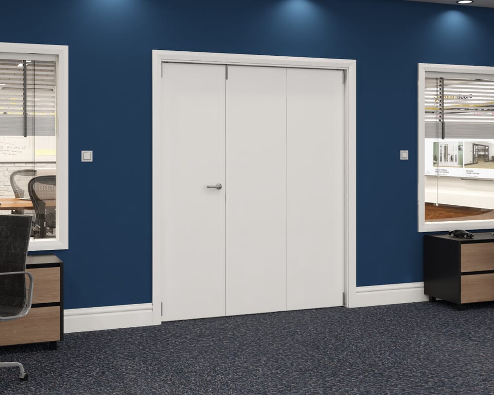 1684x2060x133mm White Flush Prefinished Roomfold Grande (2+1)