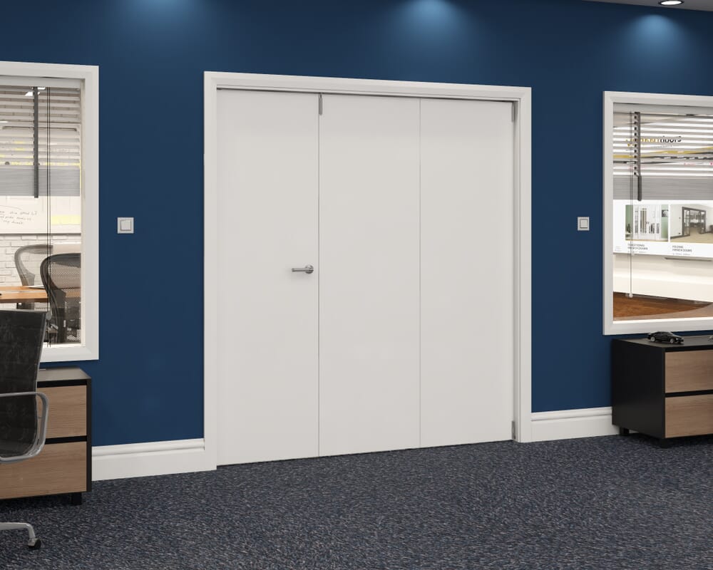 1915x2060x133mm White Flush Prefinished Roomfold Grande (2+1)