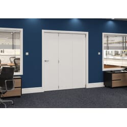 White Flush Roomfold Grande – 2060mm x 1674mm x 133mm