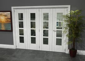 Iseo White 4 Light Clear 4 Door Roomfold Grande (3 + 1 X 610mm Doors) Image