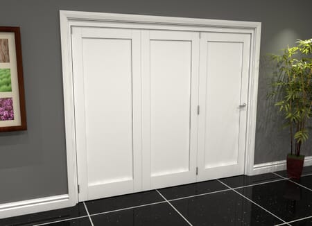 White Shaker 1 Panel 3 Door Roomfold Grande (3 + 0 x 762mm Doors)