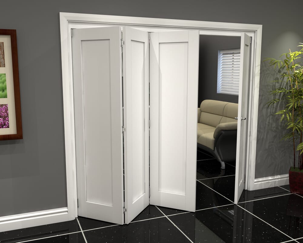 White Shaker 1 Panel 4 Door Roomfold Grande (3 + 1 x 610mm Doors)
