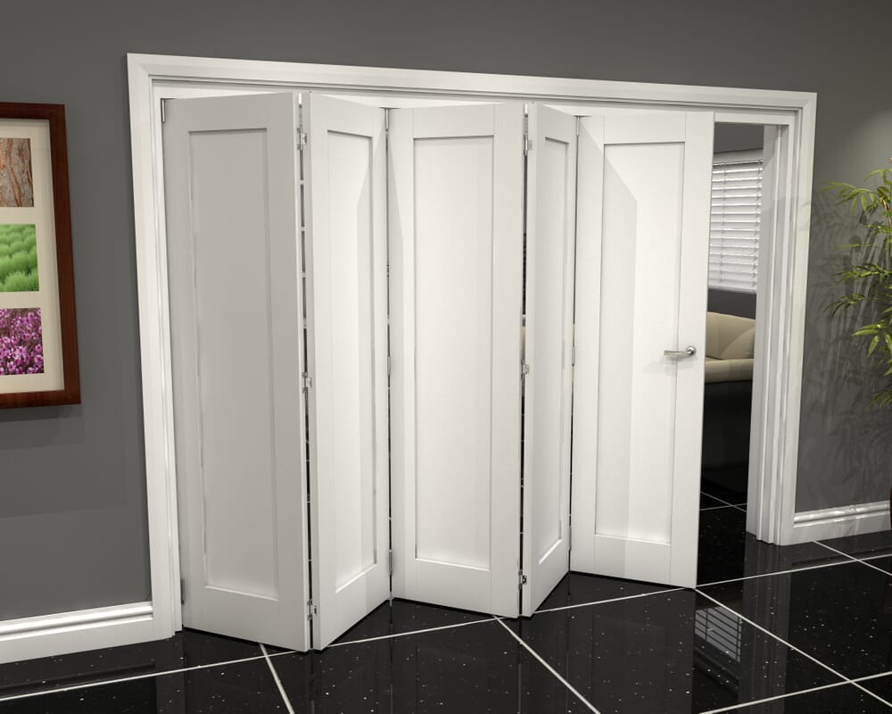 White Shaker 1 Panel 5 Door Roomfold Grande (5 + 0 x 610mm Doors)