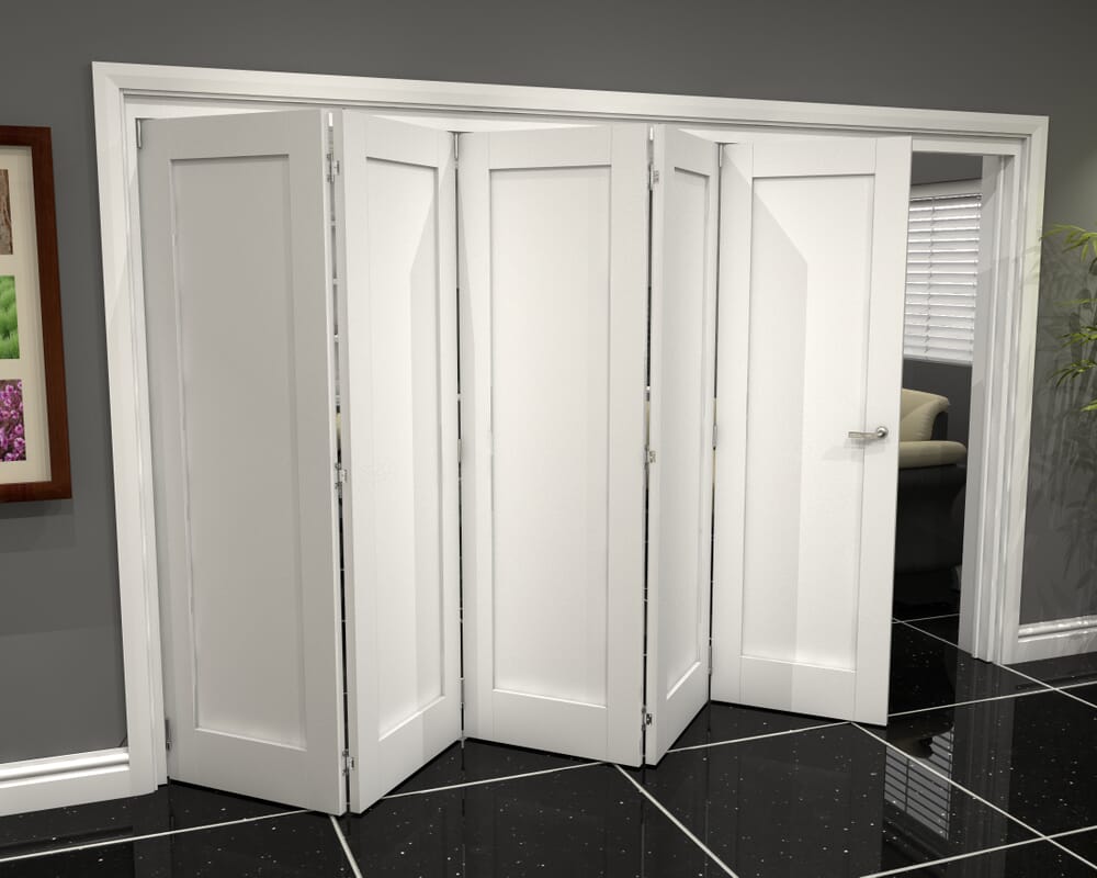 White Shaker 1 Panel 5 Door Roomfold Grande (5 + 0 x 686mm Doors)