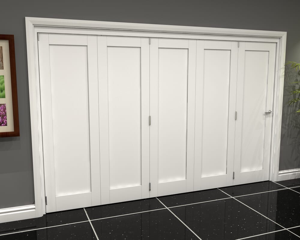 White Shaker 1 Panel 5 Door Roomfold Grande (5 + 0 x 686mm Doors)
