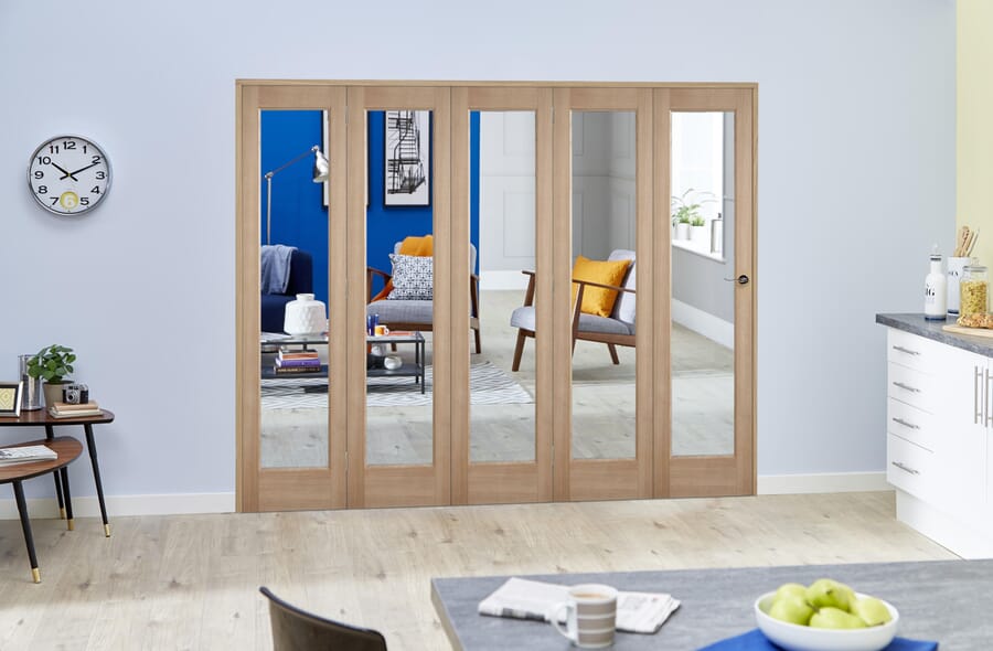 Glazed Oak P10 Roomfold – Clear Fully Finished