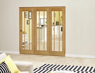 Prefinished Worcester Oak Roomfold Deluxe - Clear Glass