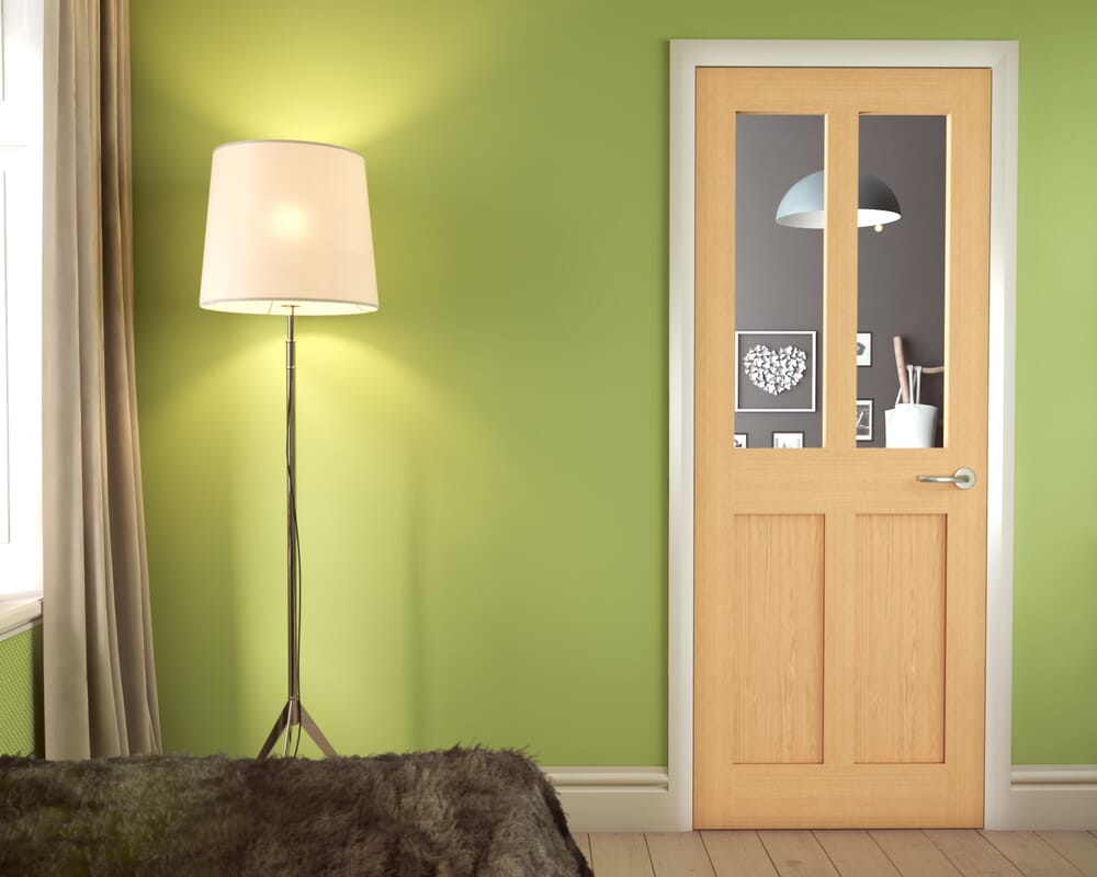 1981 x 838 x 35mm (33") Oak Victorian 4 Panel Shaker - Clear Glass Internal Doors