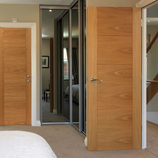 2040 x 626 x 40mm Tigris Oak - Prefinished  Internal Door