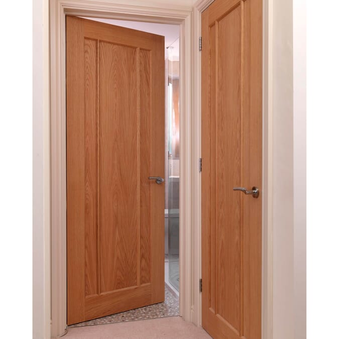 2040 x 826 x 40mm Oak Eden Internal Door