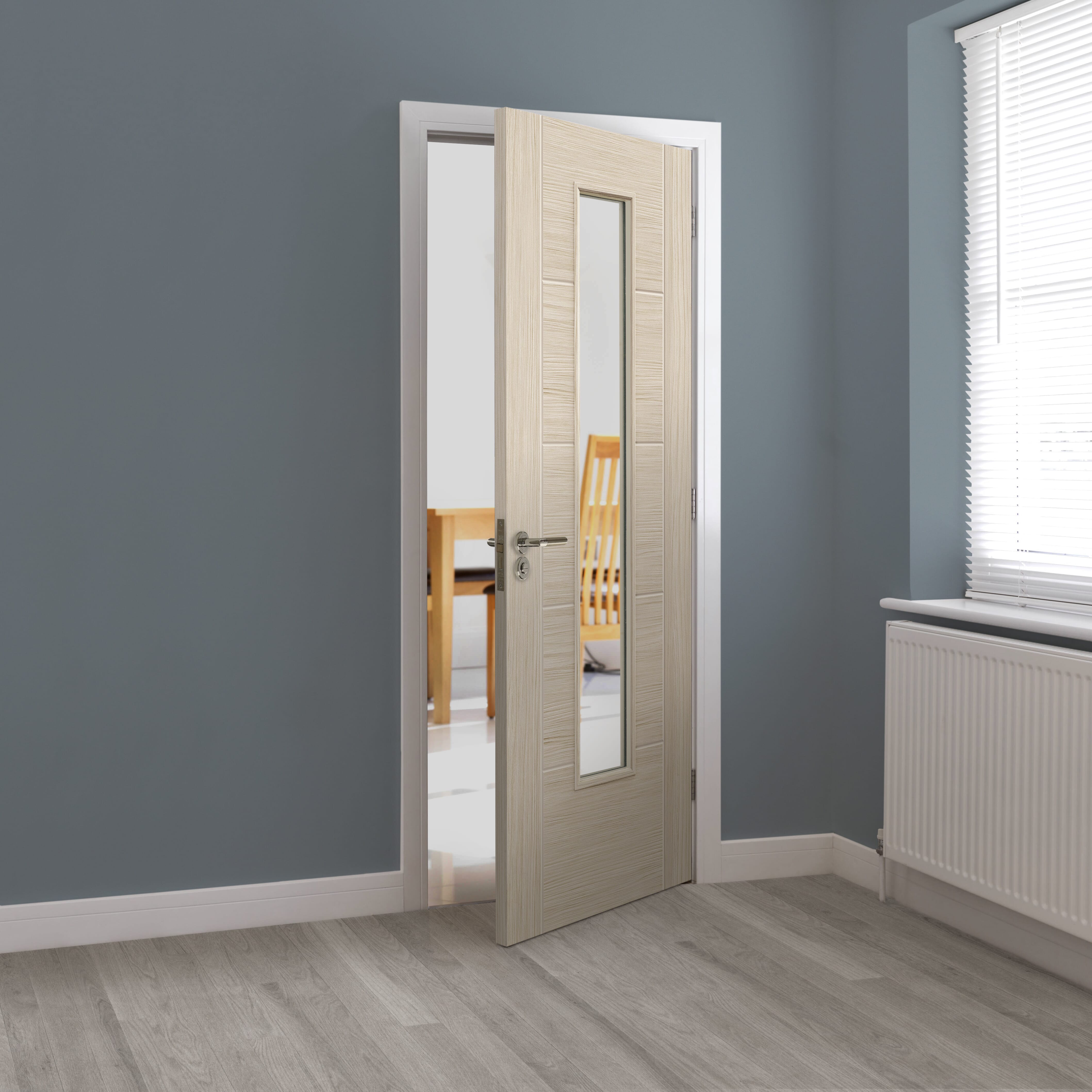 1981mm x 686mm x 35mm (27") Tigris Ivory Glazed Door