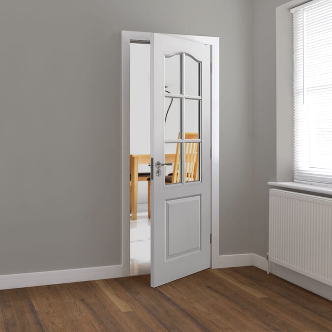 2032 x 813 x 35mm (32") White Grained Classique 6 Light Internal Door