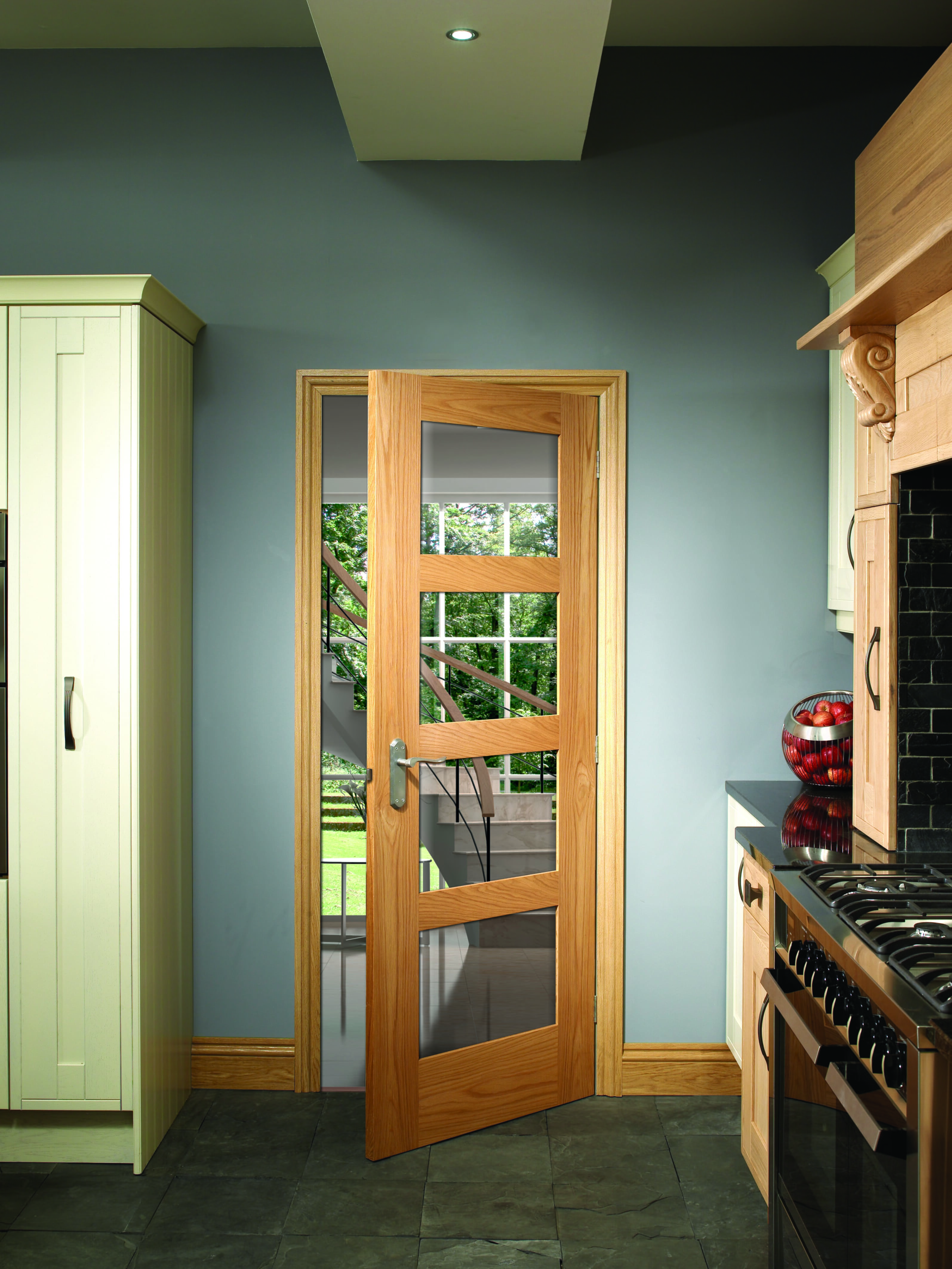 Oak Shaker 4 Light Glazed Doors Prefinished Vibrant Doors   10786 Lifestyle 