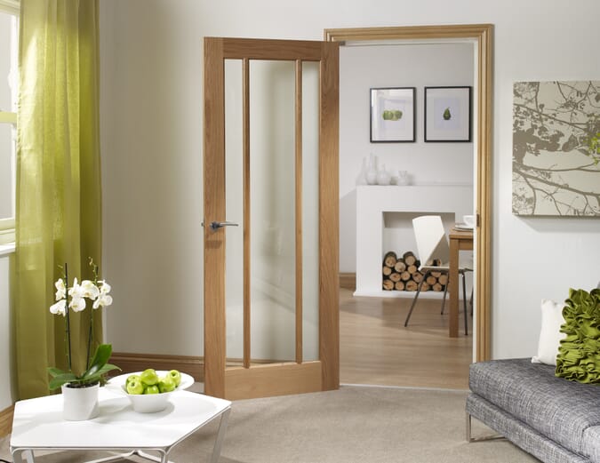 2040 x 726 x 40mm Worcester Oak 3 Light - Clear Glass  Internal Door