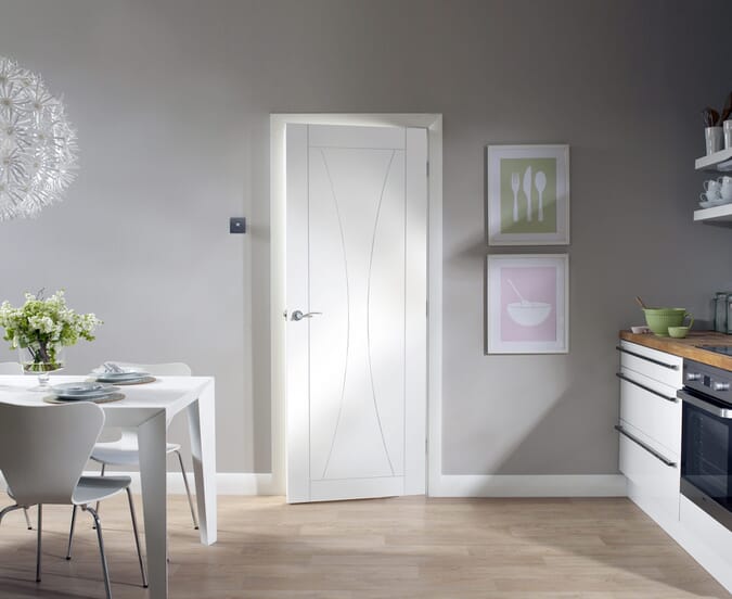 826x2040x40mm Verona White Door