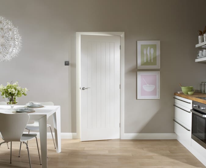 2040 x 726 x 40mm Suffolk White  Internal Door