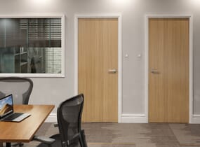 Flush Oak Solid Core Prefinished Internal Doors