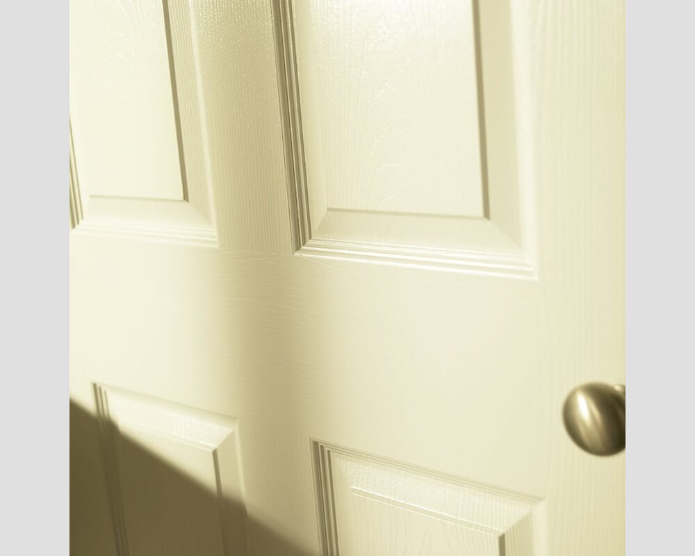 1981mm x 762mm x 35mm (30") White Moulded Textured 6 Panel Internal Doors