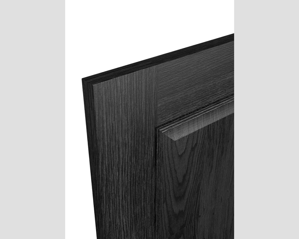 762x1981x35mm (30") Surrey Black Oak - Prefinished Internal Doors