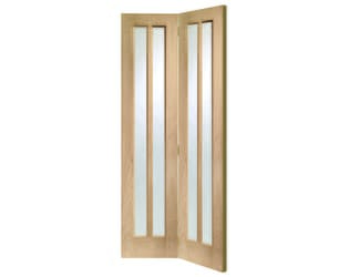 Worcester Oak Bi-Fold - Clear Glass Internal Doors
