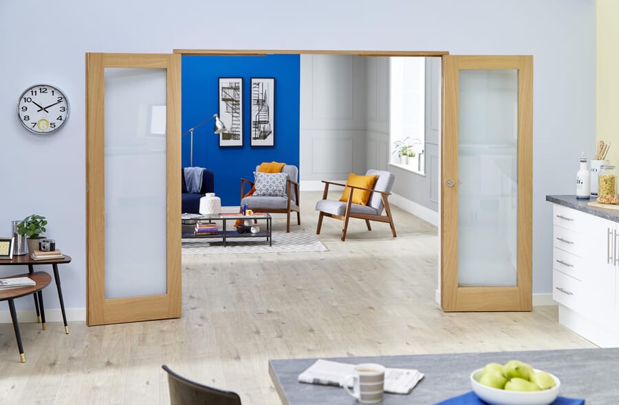 Oak Shaker FrenchFold Room Divider – Clear