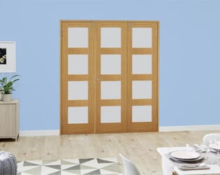 Oak 4L Frosted Folding Room Divider (3 x 686mm doors)
