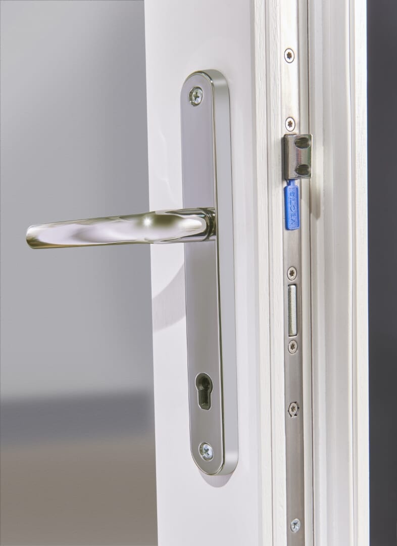 2400mm (8ft) Bedgebury White Hardwood Bifold Doors