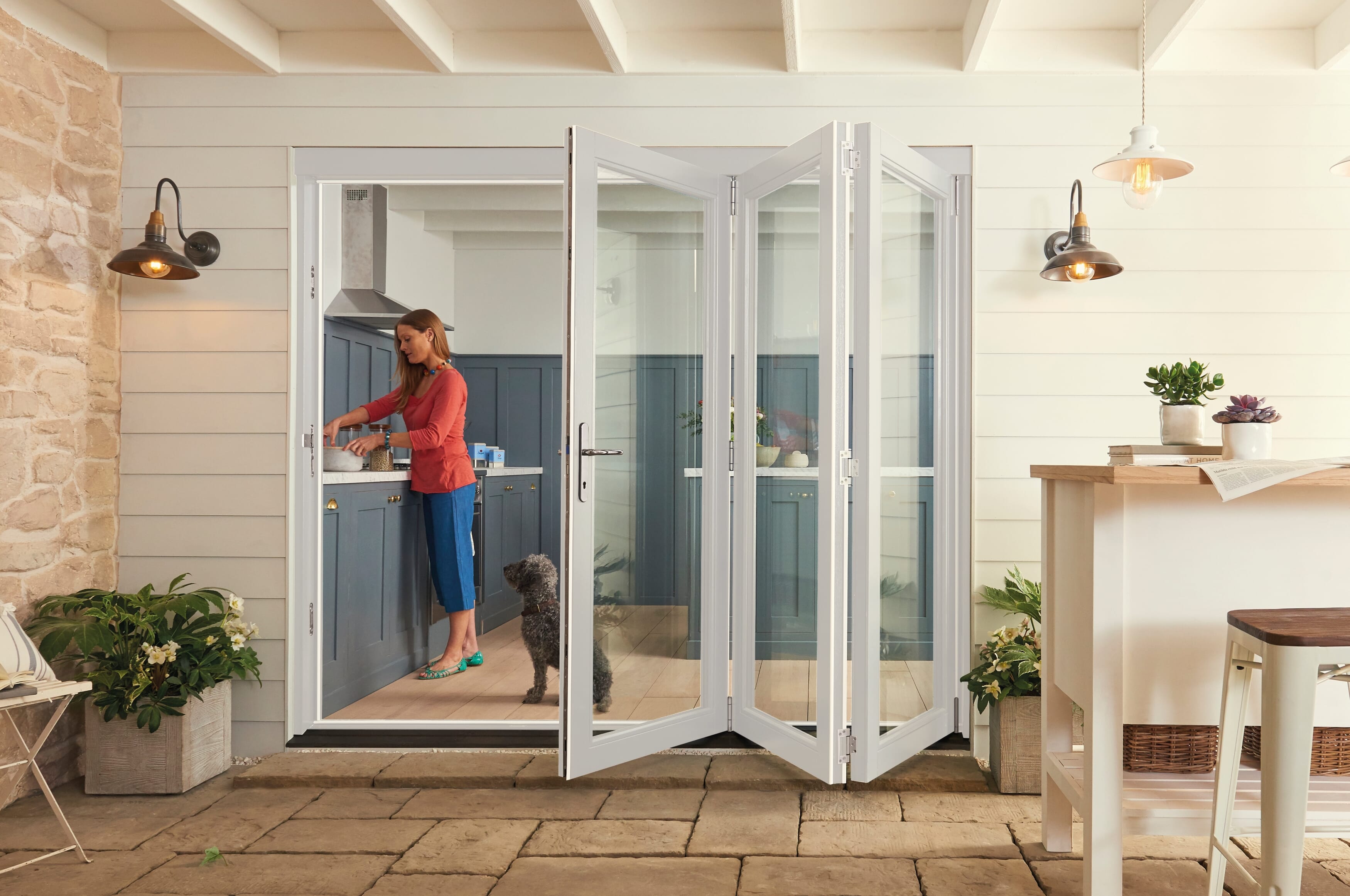 2400mm (8ft) Bedgebury White Hardwood Bifold Doors