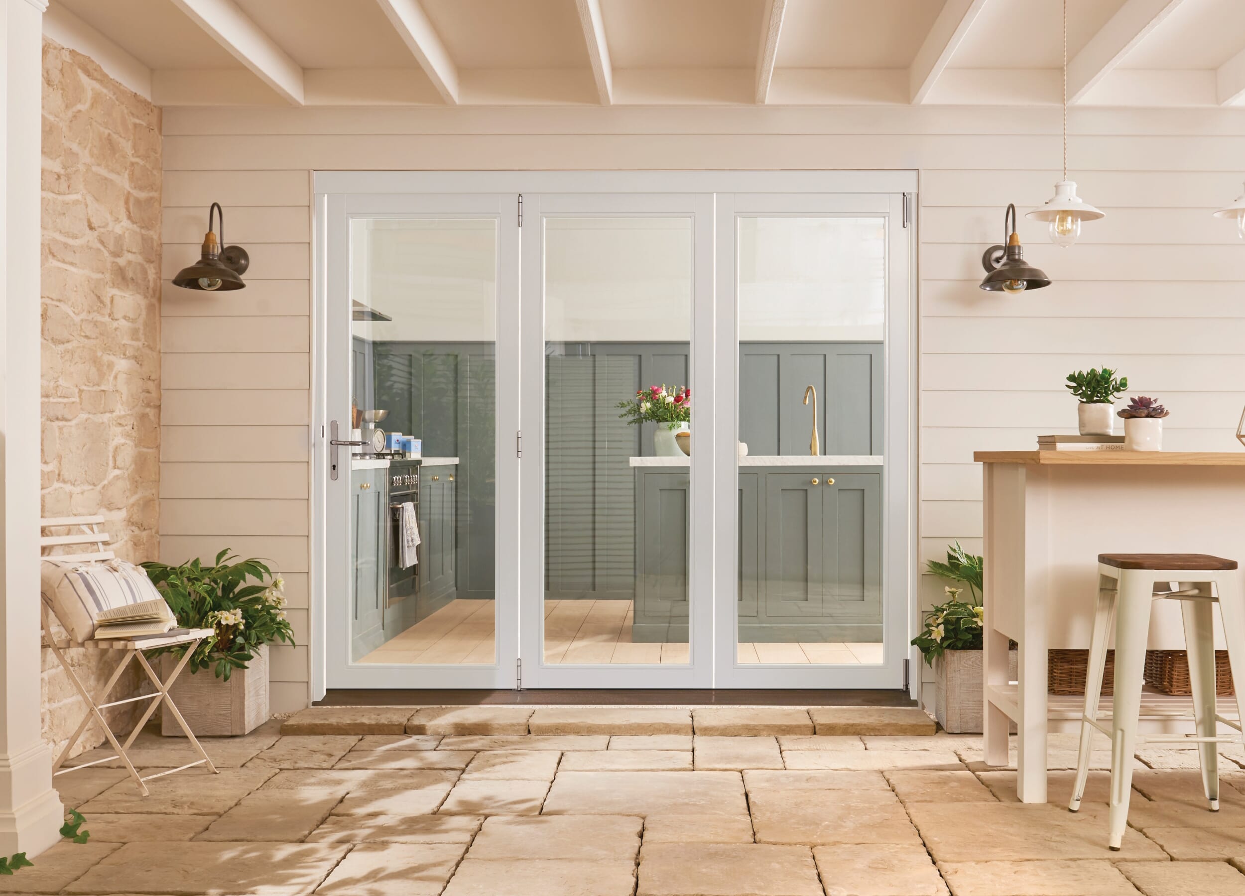 2400mm (8ft) Bedgebury White Hardwood Bifold Doors