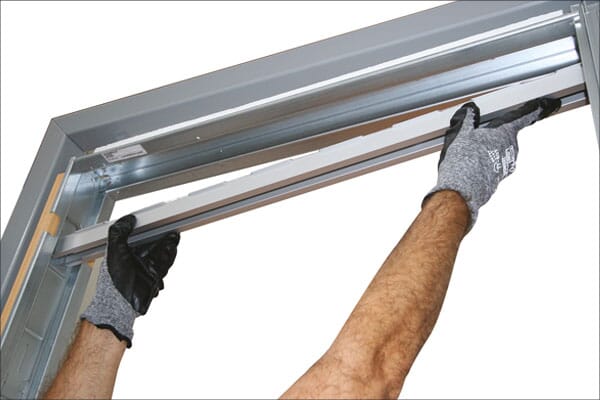 Kit to Suit 1981 x 610 x 35mm Door