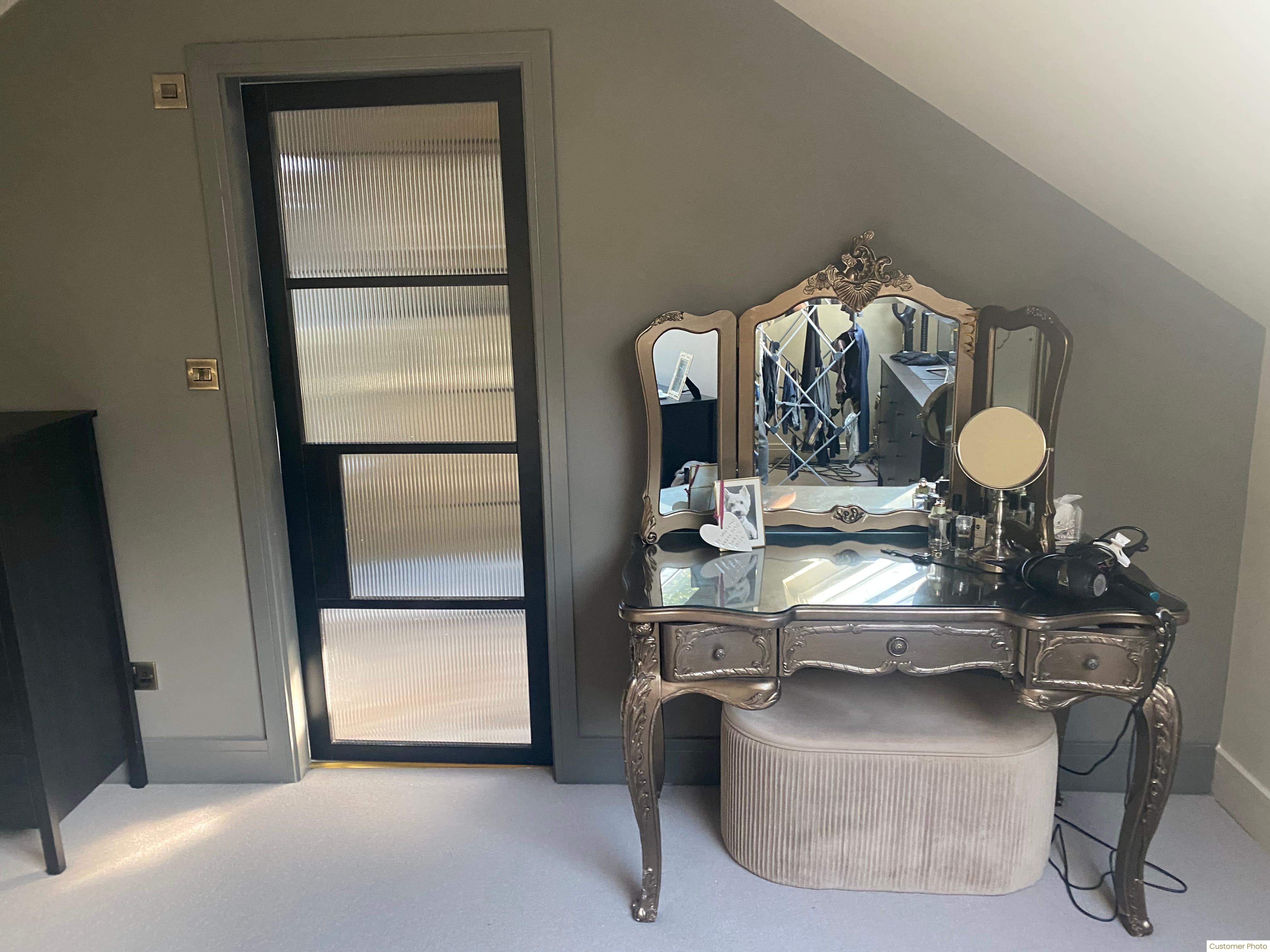1981 x 762 x 35mm (30") Chelsea Reeded Glazed Black  Internal Door